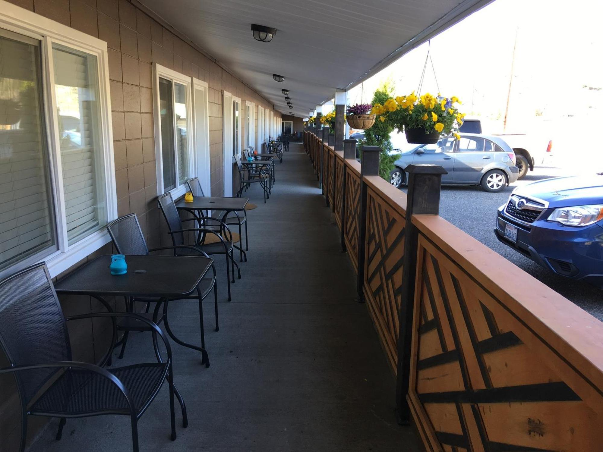 Sunset Motel Cache Creek Exterior foto